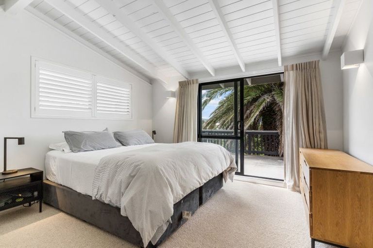 Photo of property in 306b Beverley Terrace, Whangamata, 3620