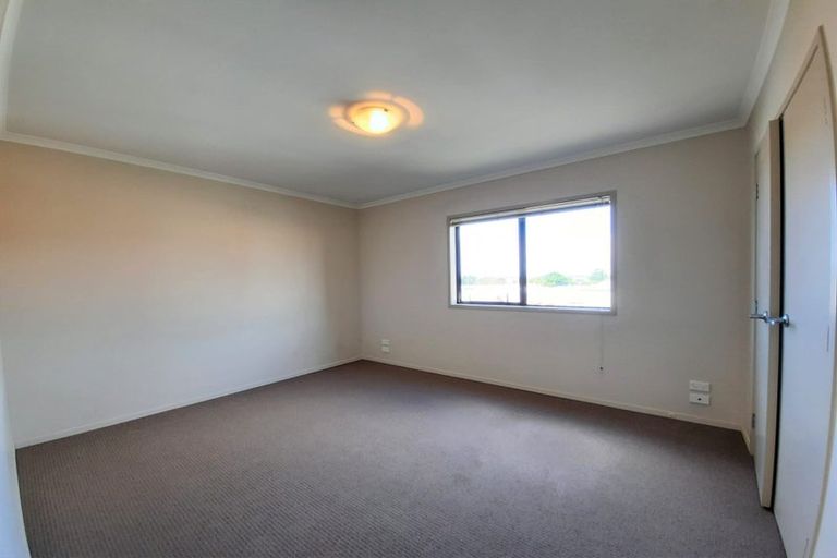 Photo of property in St Claire Village, 205/172 Mcleod Road, Te Atatu South, Auckland, 0610