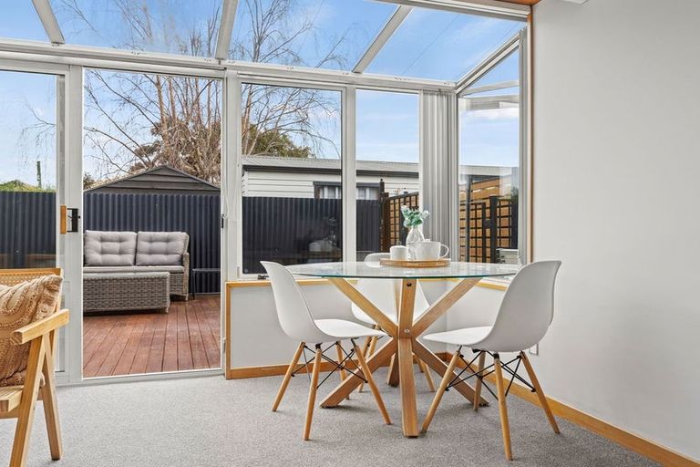 Photo of property in 2/73 Vagues Road, Northcote, Christchurch, 8052