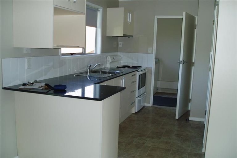 Photo of property in 9 St Catherine Crescent, West Harbour, Auckland, 0618