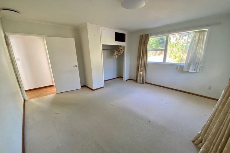 Photo of property in 84 Salamanca Road, Sunnynook, Auckland, 0620