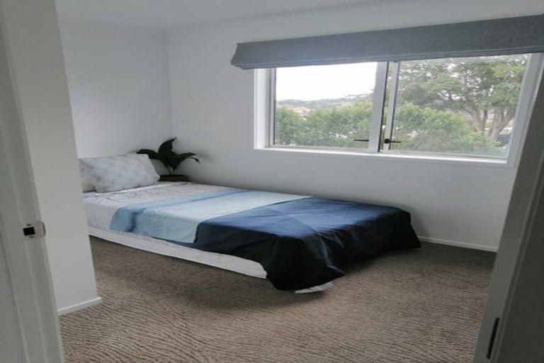 Photo of property in 28 Garfield Road, Helensville, 0800