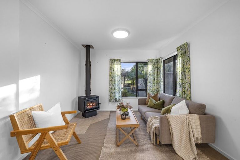 Photo of property in 62 Lough Bourne Drive, Pukekohe, 2120
