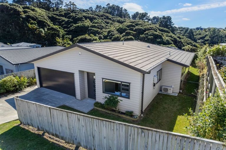 Photo of property in 12 Moonsail Drive, Whitby, Porirua, 5024