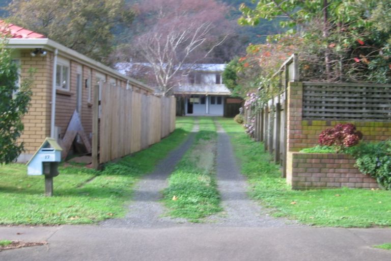Photo of property in 17a Pehi Kupa Street, Waikanae, 5036