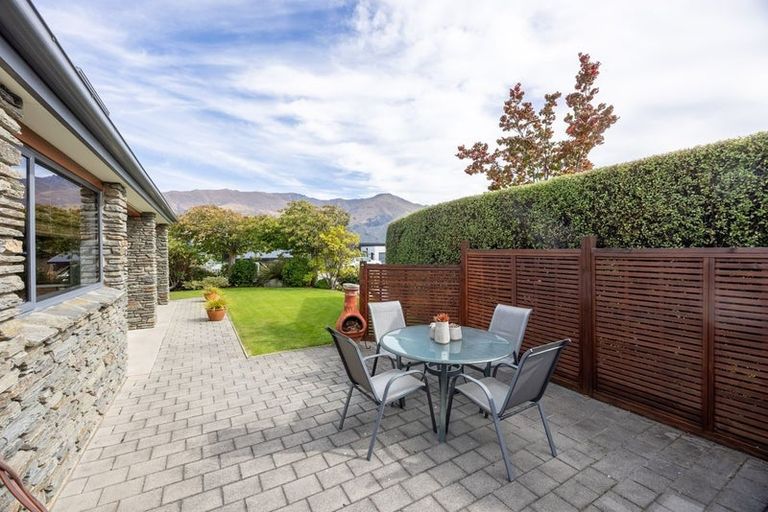 Photo of property in 47 Kings Drive, Wanaka, 9305