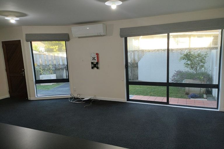 Photo of property in 17 Mcbain Grove, Avalon, Lower Hutt, 5011