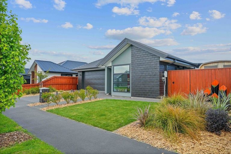 Photo of property in 9 Larissa Road, Halswell, Christchurch, 8025