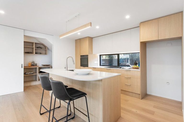 Photo of property in 127 Hamilton Avenue, Ilam, Christchurch, 8041
