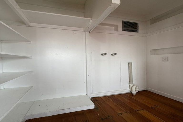 Photo of property in 1-2/144 Kolmar Road, Papatoetoe, Auckland, 2025