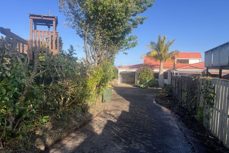 Photo of property in 179 West Harbour Drive, West Harbour, Auckland, 0618