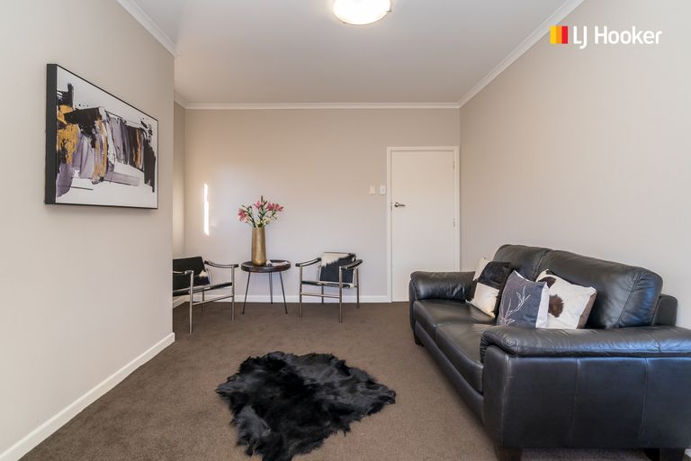 Photo of property in 32 Scotland Terrace, Green Island, Dunedin, 9018