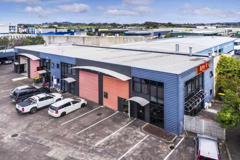 Photo of property in 3 Miro Place, Waiuku, 2123