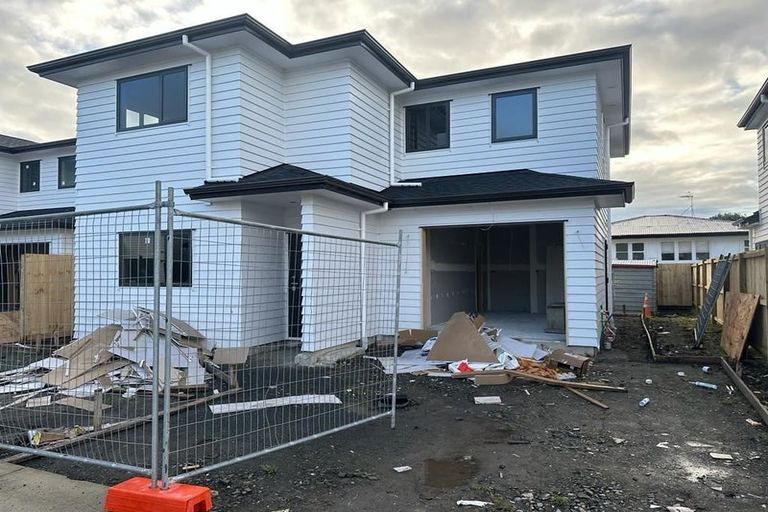 Photo of property in 6 Nagra Lane, Papakura, 2110