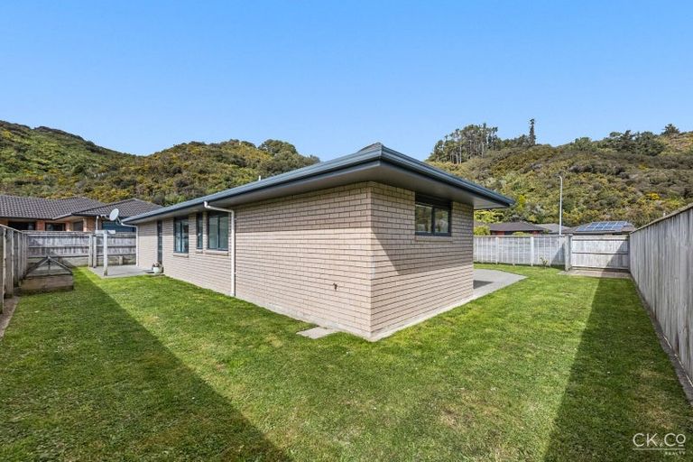 Photo of property in 3 Boleyn Close, Kingsley Heights, Upper Hutt, 5018