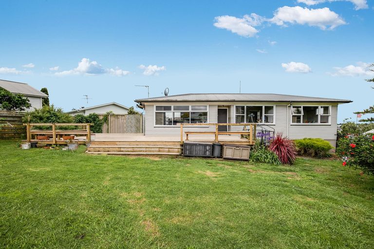 Photo of property in 4 Capella Place, Manurewa, Auckland, 2102