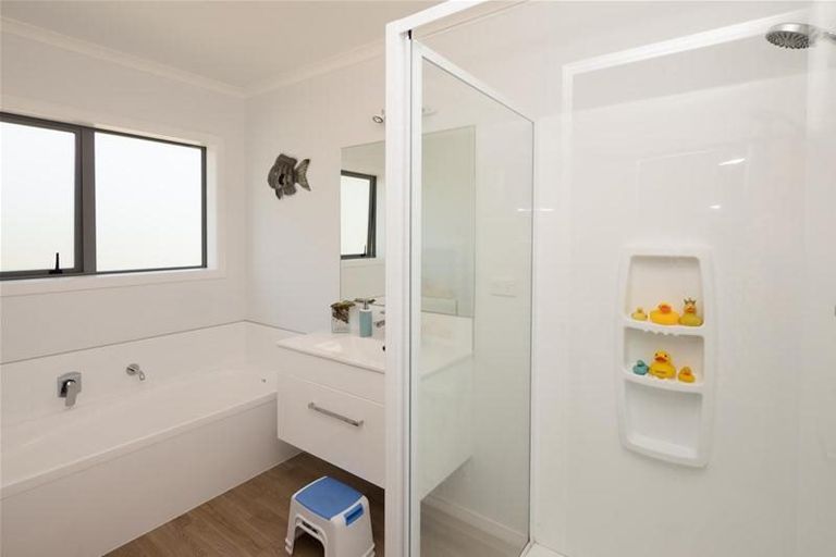 Photo of property in 7 Nikau Place, Hawera, 4610