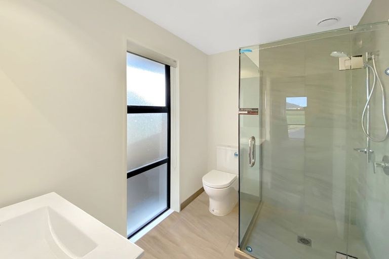 Photo of property in 27 Gemstone Place, Rolleston, 7615