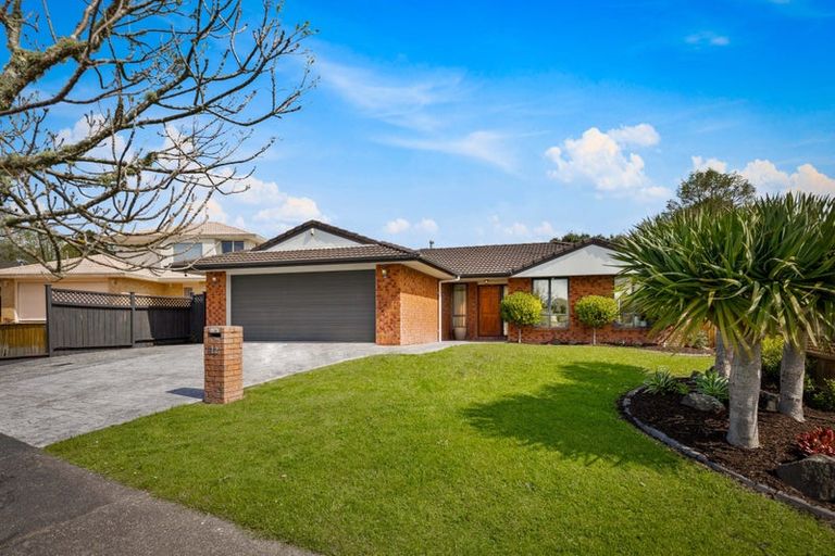 Photo of property in 12 Semillon Avenue, Henderson, Auckland, 0612