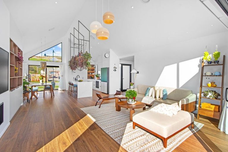 Photo of property in 2 Emeline Chapman Drive, Cracroft, Christchurch, 8022