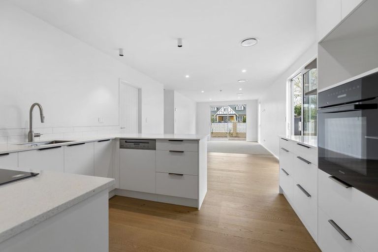 Photo of property in 1/11 Tamihana Avenue, Fairfield, Hamilton, 3214