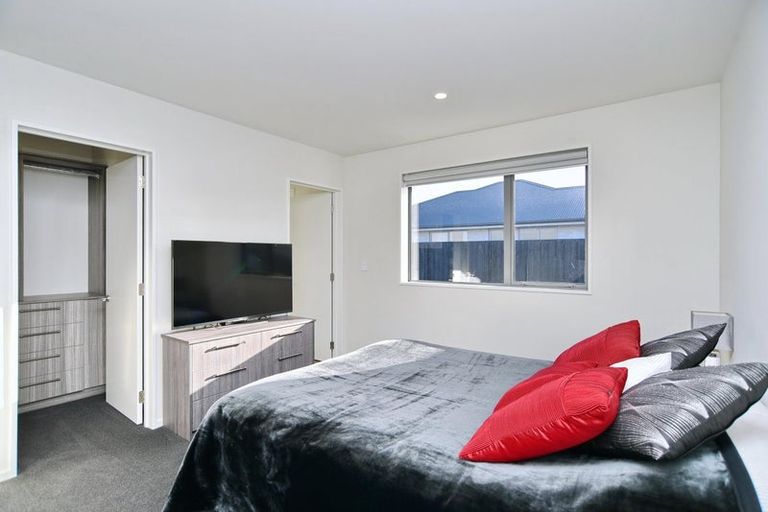 Photo of property in 36 Plover Avenue, Amberley, 7410