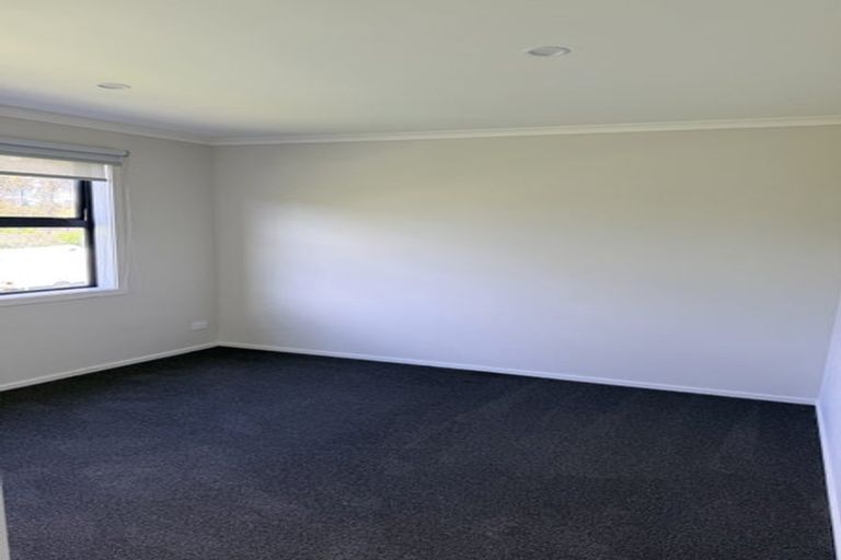 Photo of property in 50 Pateke Drive, Kenepuru, Porirua, 5022