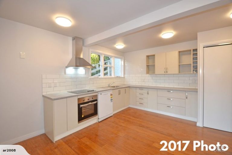Photo of property in 23 Ngaio Gorge Road, Ngaio, Wellington, 6035