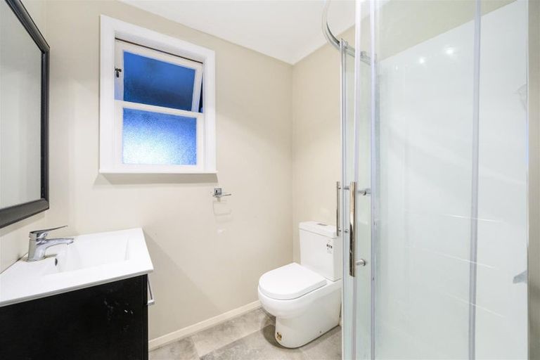 Photo of property in 32 Follett Street, Marton, 4710