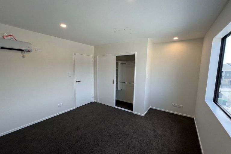 Photo of property in 33 Jabuka Street, Glen Eden, Auckland, 0602