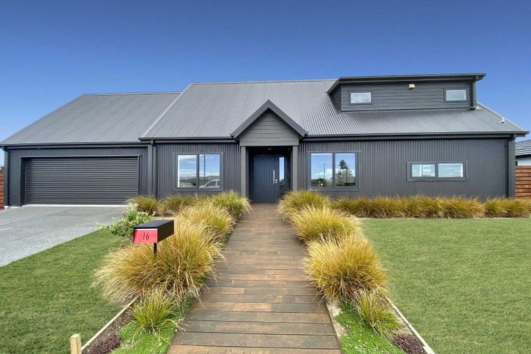 Photo of property in 16 Munro Lane, Rolleston, 7615