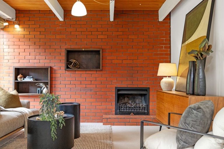 Photo of property in 11b Chevron Place, Ilam, Christchurch, 8041