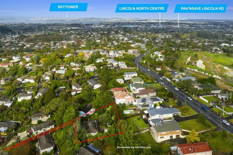 Photo of property in 11 Kilcar Place, Massey, Auckland, 0614