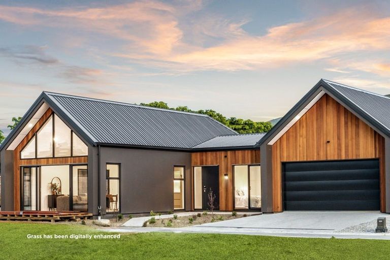 Photo of property in 10 Kamana Rise, Wanaka, 9382
