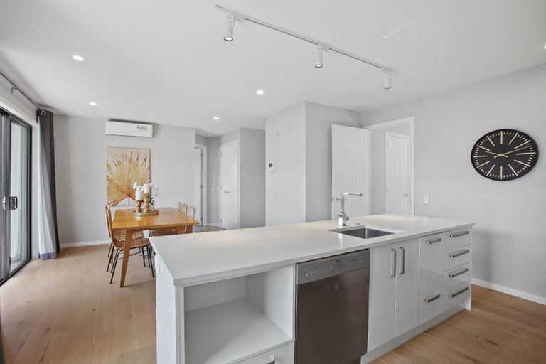 Photo of property in 138 Bucklands Beach Road, Bucklands Beach, Auckland, 2012