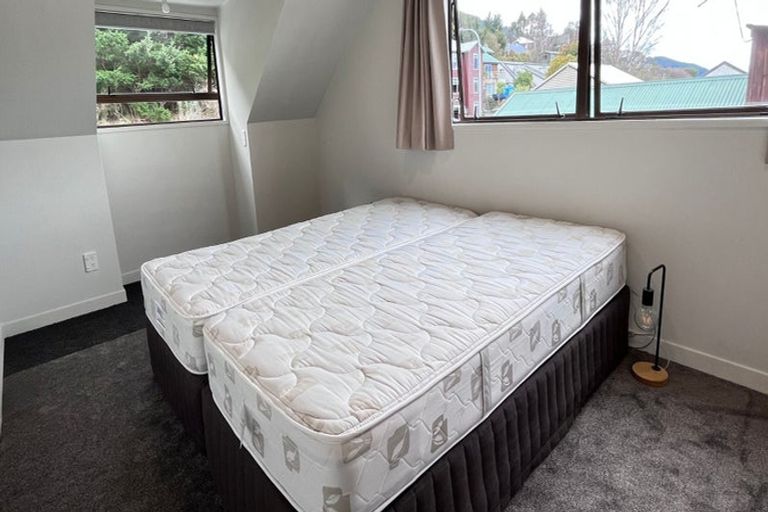 Photo of property in 20 Dart Place, Fernhill, Queenstown, 9300