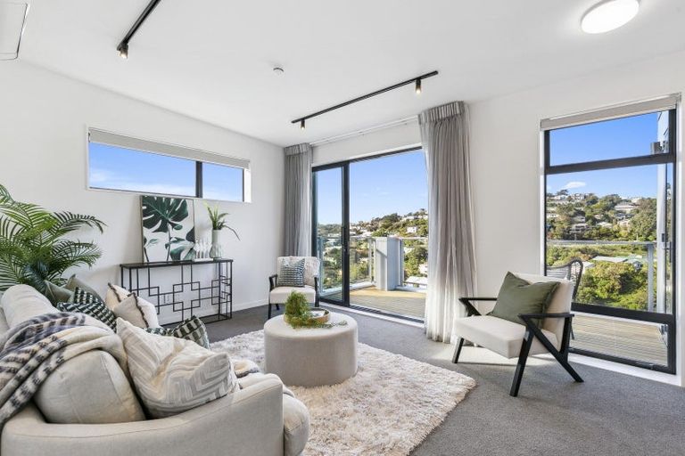 Photo of property in 6/69 Tiketike Way, Brooklyn, Wellington, 6021