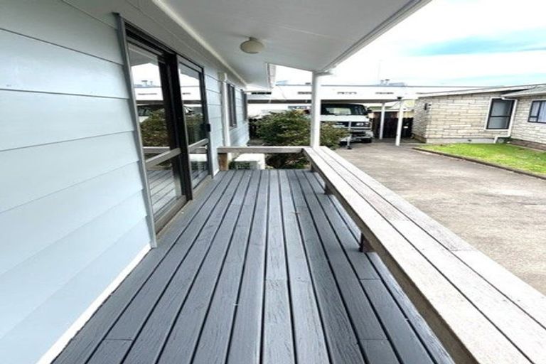 Photo of property in 15a Takanini Road, Takanini, 2112