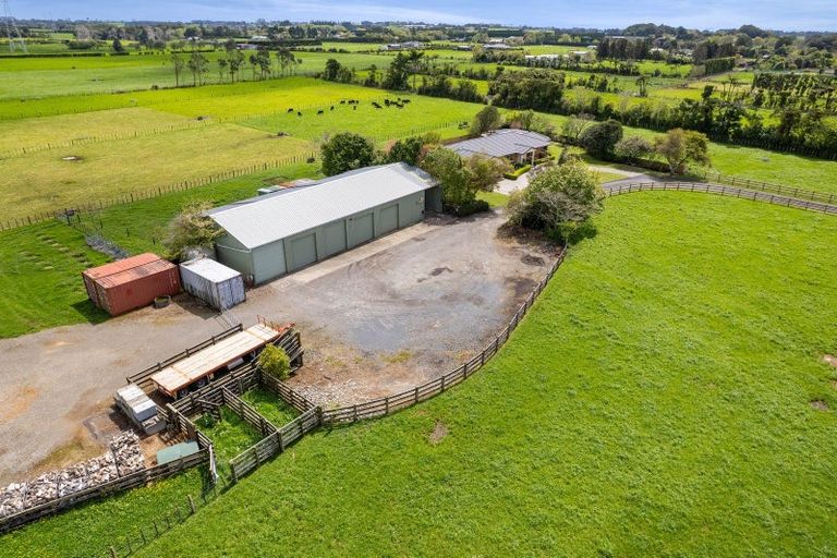 Photo of property in 550 Mountain Road, Lepperton, New Plymouth, 4373