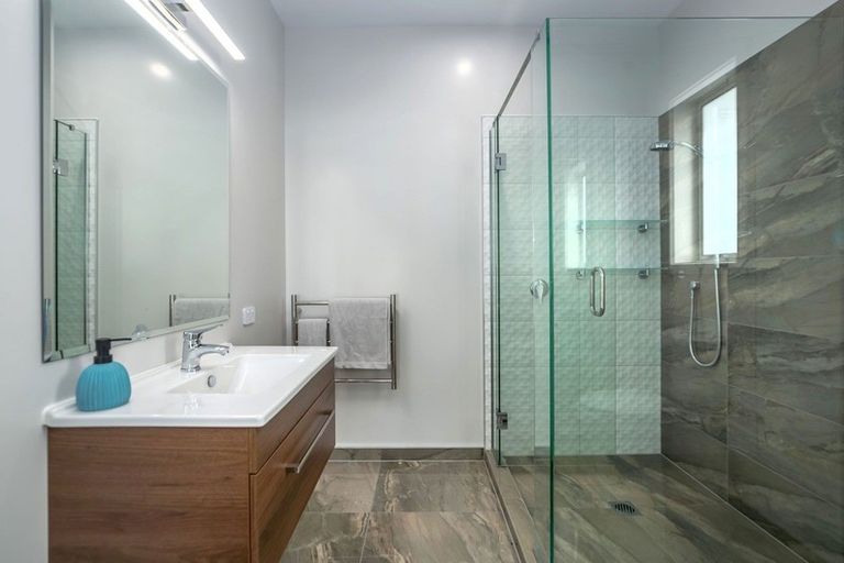 Photo of property in 9 James Kidd Place, Greytown, 5712