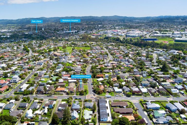 Photo of property in 2/2 Vodanovich Road, Te Atatu South, Auckland, 0610