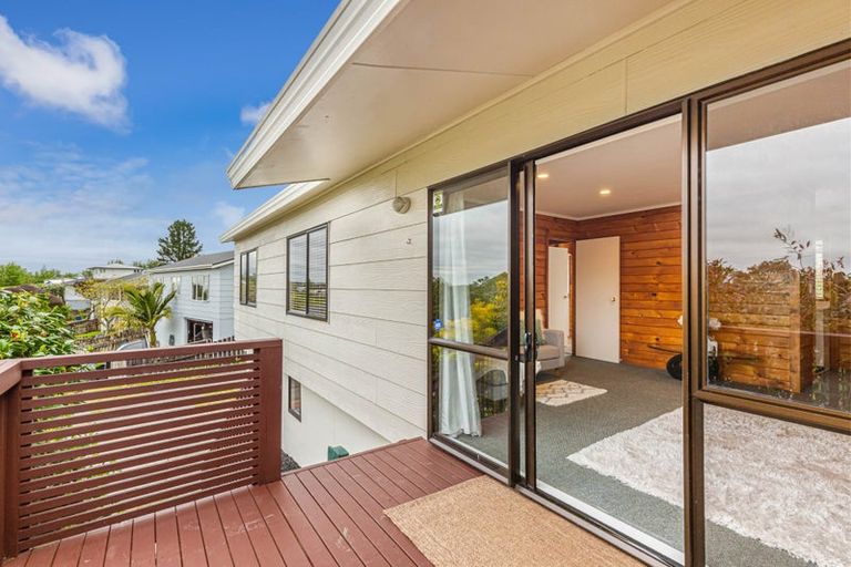 Photo of property in 38 Elizabeth Drive, West Harbour, Auckland, 0618
