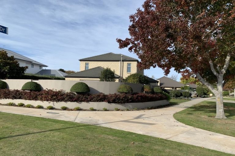 Photo of property in 1 Richard Seddon Drive, Northwood, Christchurch, 8051