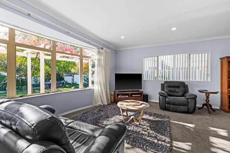 Photo of property in 59 Whiting Crescent, Greenmeadows, Napier, 4112