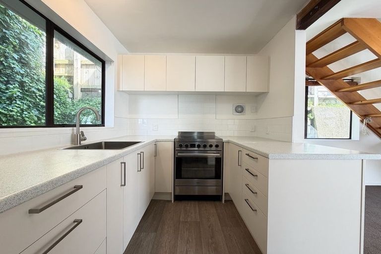 Photo of property in 3/199 Grant Road, Thorndon, Wellington, 6011