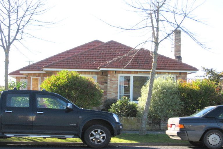 Photo of property in 132 Nixon Street, Hamilton East, Hamilton, 3216