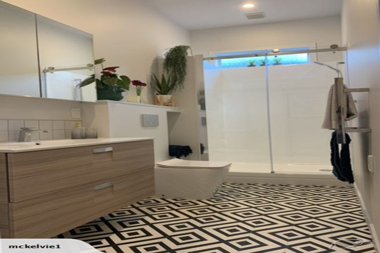 Photo of property in 40 Rua Street, Lyall Bay, Wellington, 6022