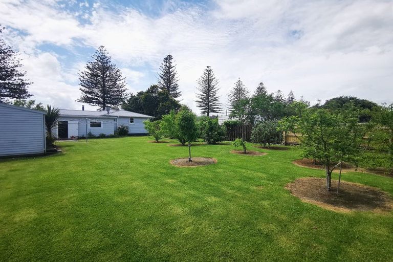 Photo of property in 332 Marine Parade, Wairoa, 4108