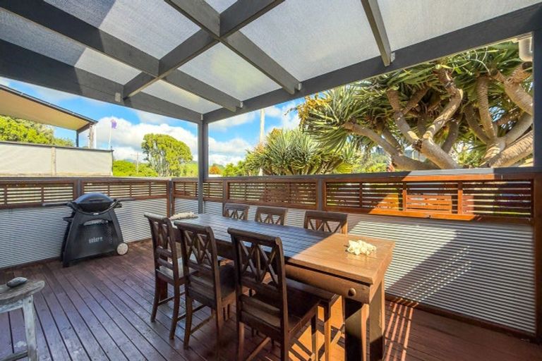 Photo of property in 25 Whiritoa Beach Road, Whiritoa, Whangamata, 3691