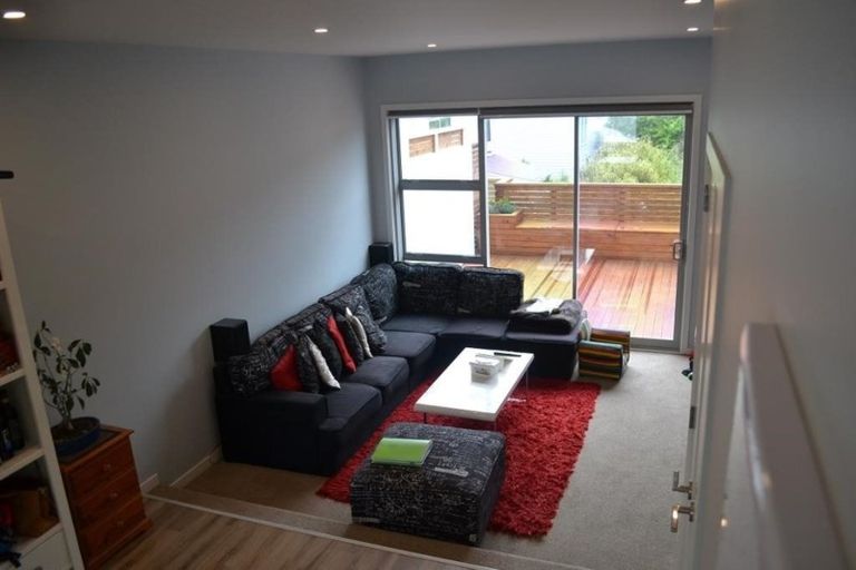 Photo of property in 32u9 Dr Taylor Terrace, Johnsonville, Wellington, 6037